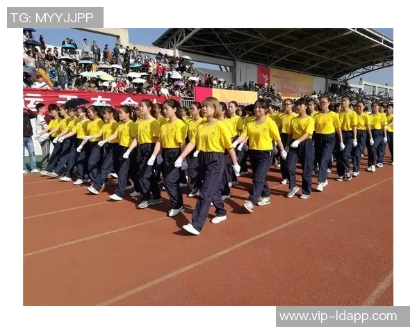 记者赵宇专访方昊：南方酷暑中坚持拼搏的青春故事